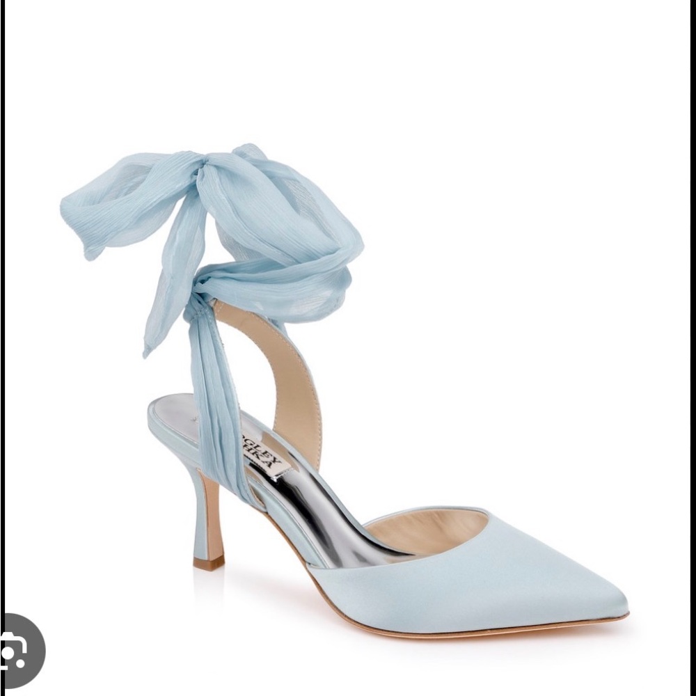 Badgley Mischka blue bow heels